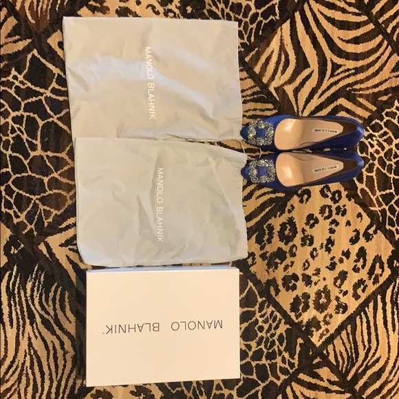 Hangisi Satin Crystal-Toe Pump - Picture 7 of 7